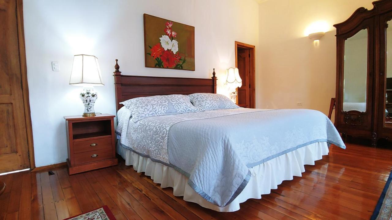 Hotel Boutique Casa Montalvo Cuenca Exterior foto